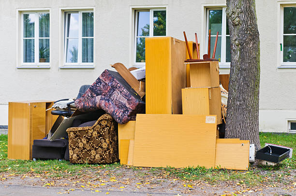 Best Yard Waste Removal  in Needville, TX